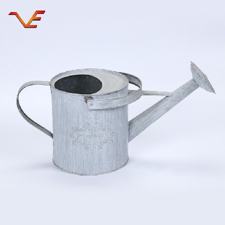 General iron watering can Portable and convenient watering, cleaning and moisturizing, directly supplied by the factory