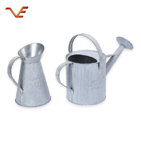 General iron watering can Portable and convenient watering, cleaning and moisturizing, directly supplied by the factory