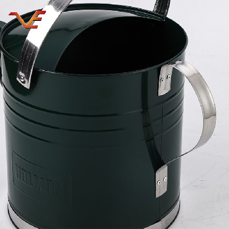 Large volume direct selling galvanized iron sheet watering bucket garden gardening supplies shower bucket long nozzle spraying bucket